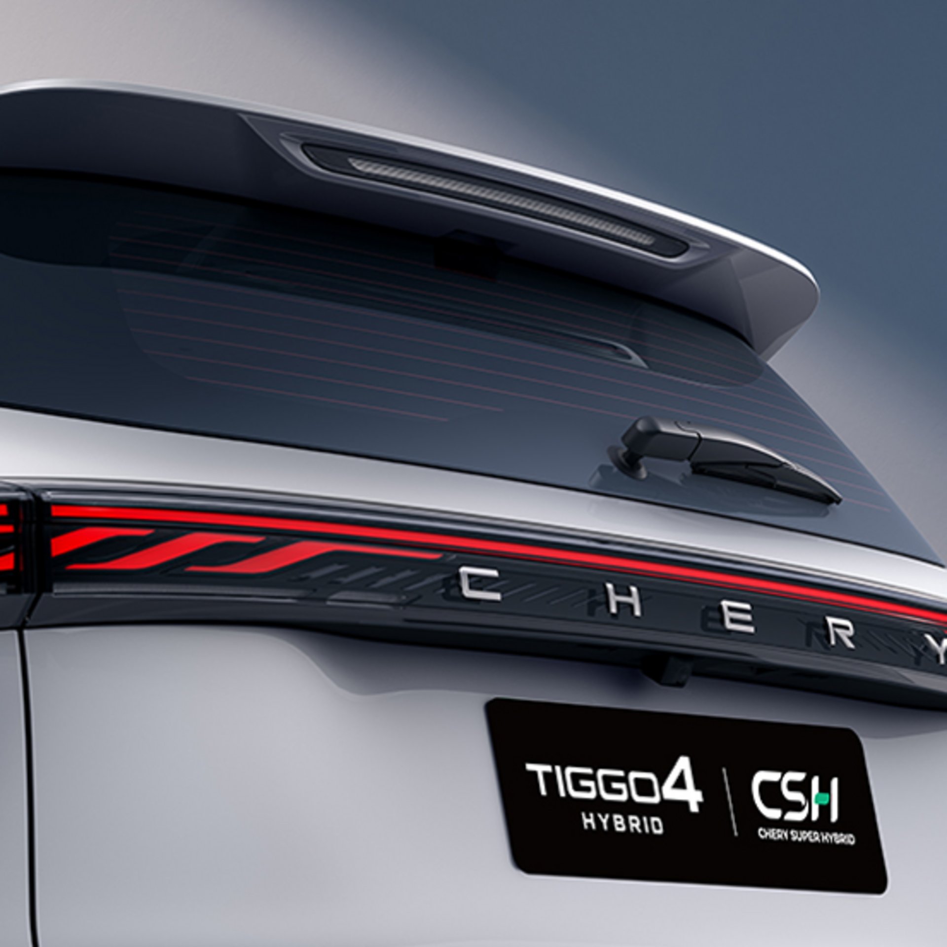 CHERY TIGGO 4 HEV – tylne światła o pełnej szerokości